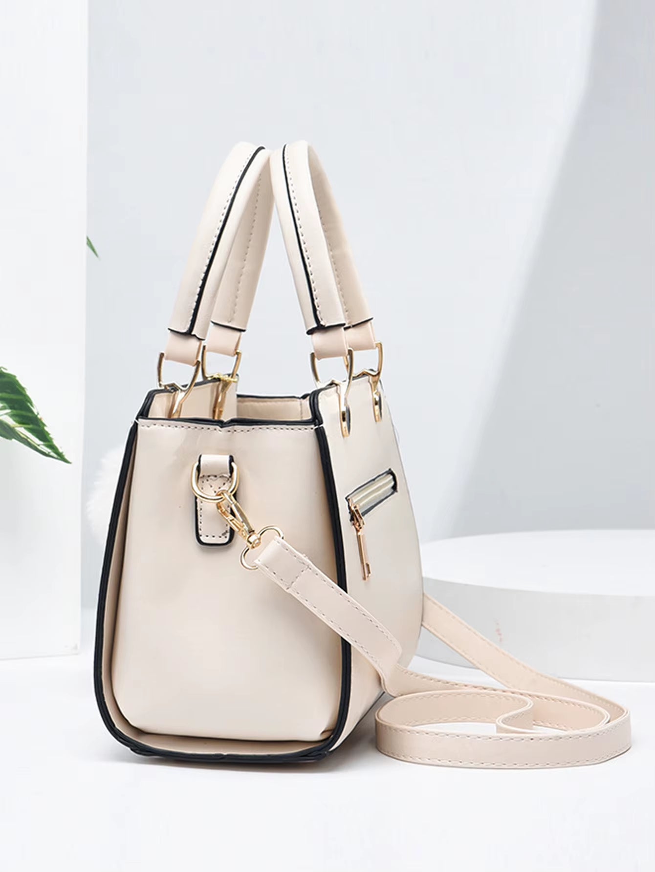 Pure Color Simple Fashion Atmospheric Women'S Handbag, the Temperament of the High-Grade All-In-One Travel Single Shoulder Cross