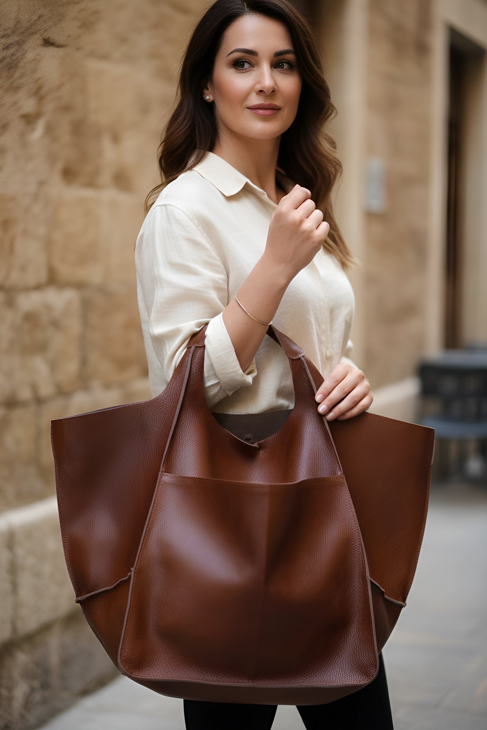 Luxury Vintage Large Capacity PU Leather Tote Bag for Women - Ideal for Beach Vacations and Everyday Use