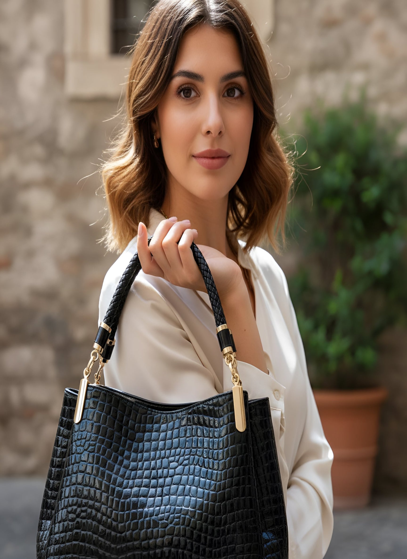 Large Capacity Crocodile Print Tote Bag for Women - Ideal for Daily Commute and Shopping