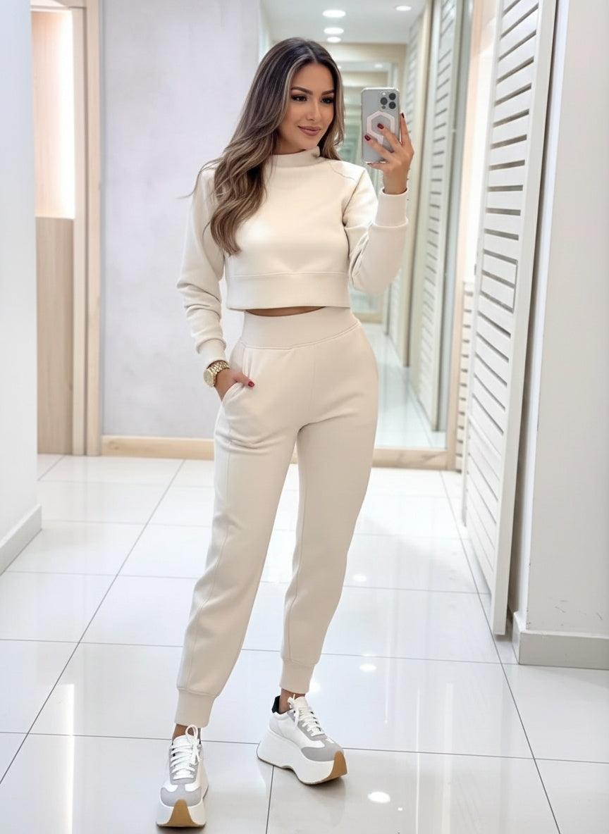 Autumn and Winter Ladies High Collar Slim Fit Long Sleeves Casual Suit

Product information:
Pattern: letters/numbers/text
Color: apricot, black, gray, blue, green, red, light gray
Pants length: trousers
Size: S,M,L,XL,2XL,3XL
Style type: Japanese and Korean casual
Popular elements: Pocket
Sleeve type: regular sleeve
Main fabric composition: Polyester (polyester fiber)
Applicable Gender: Female
Sleeve length: long sleeve
Style: simple style
Process: Printing

Note:
1. Asian sizes are 1 to 2 sizes smaller th