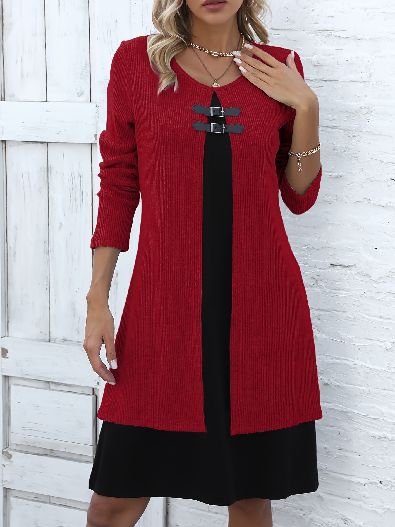 Contrast-Color A-Line Sweater Dress with Buckle Detail, Round Neck, Long Sleeves - Women's Fall/Winter Fashion