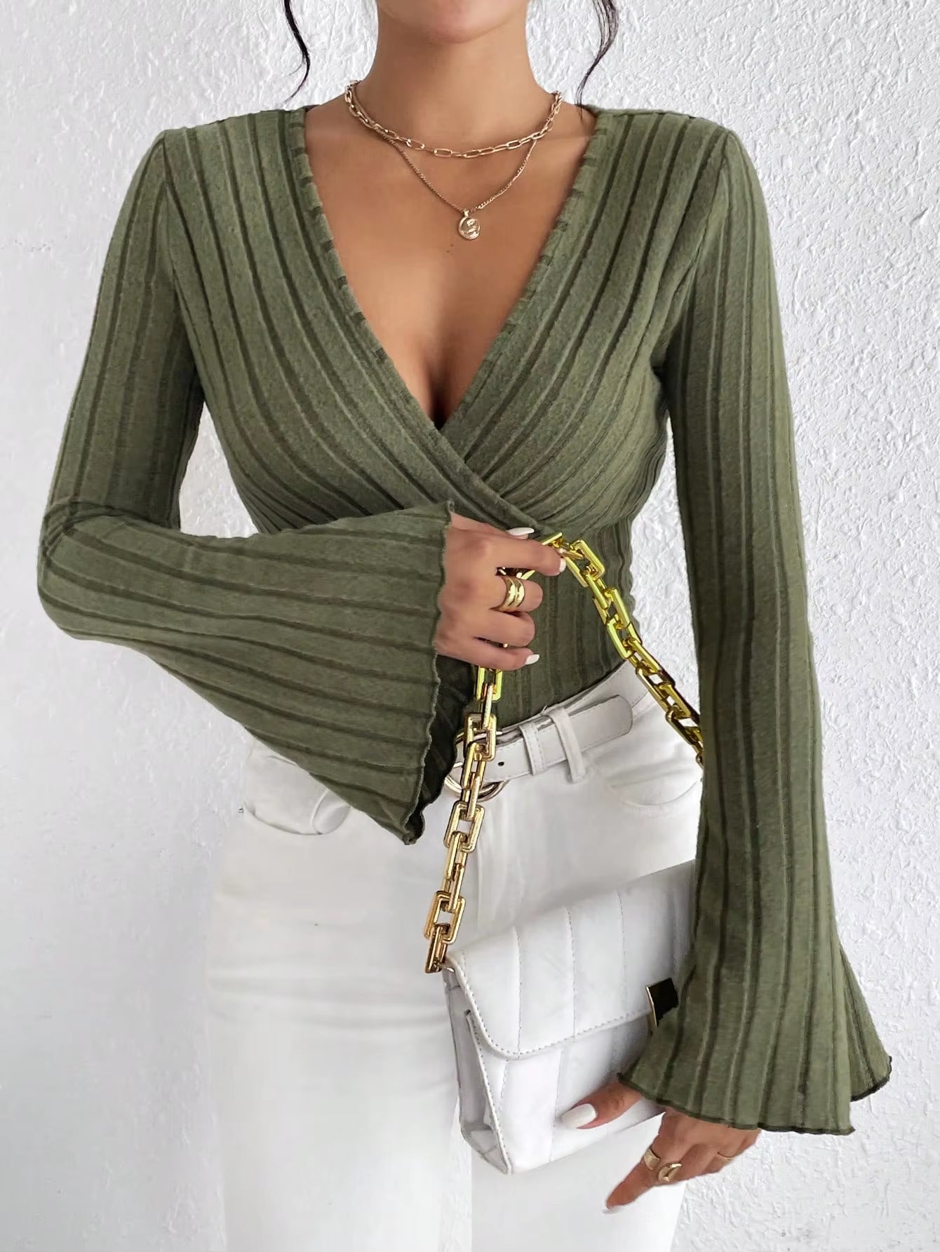 2024 Autumn/Winter V-Neck Solid Color Slim Fit Long Sleeve Women's Knit Top
