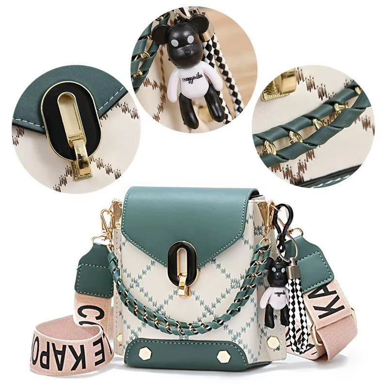 Women's Leather Crossbody Bag with Chain and Diamond Lattice Design for Daily Commuting and Shopping