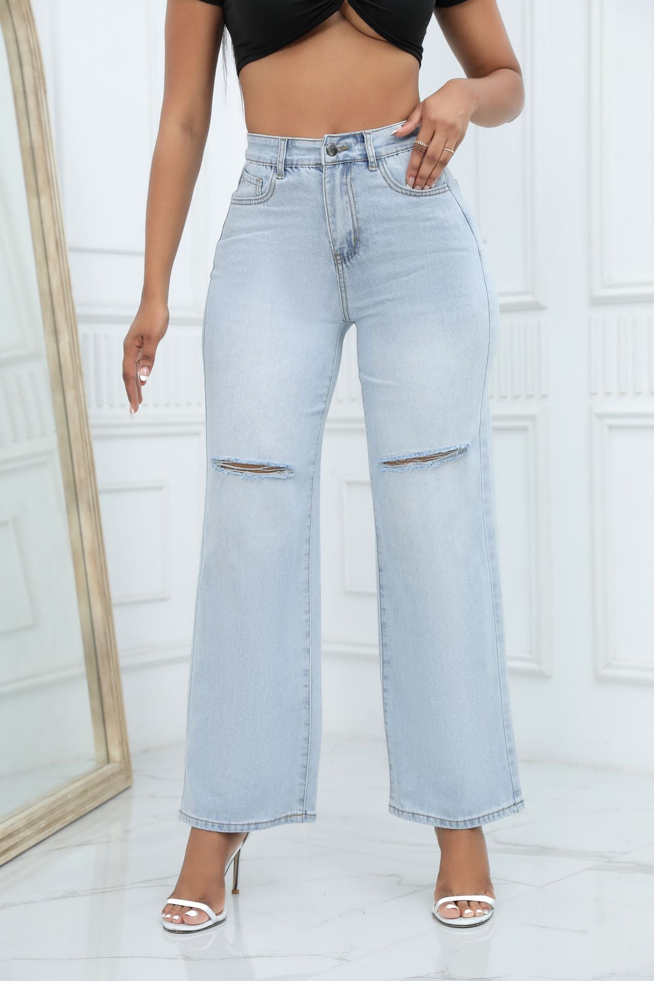 Sophisticated Wide-Leg Distressed Jeans for Women