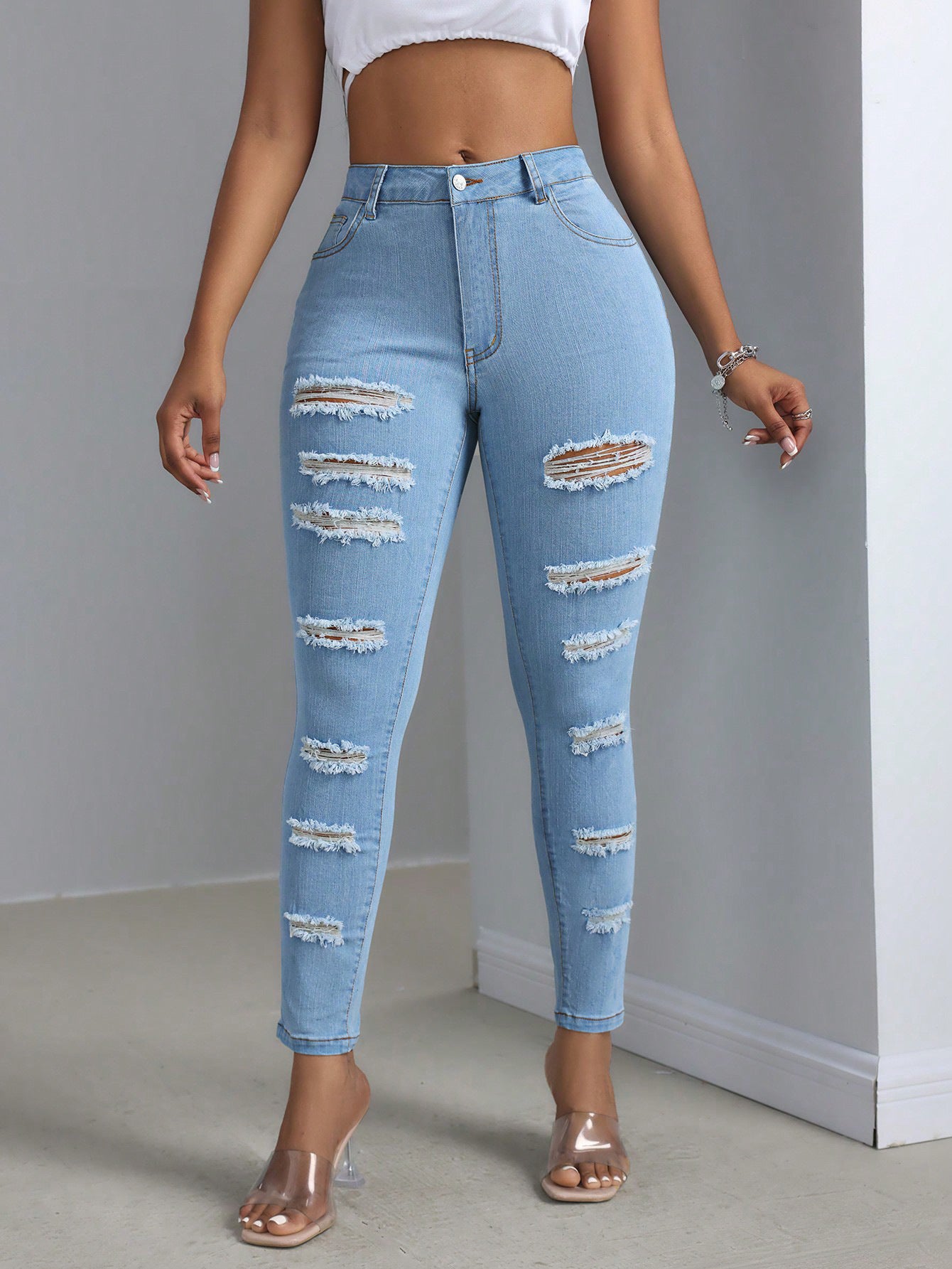 Women’s Distressed Fashion Jeans