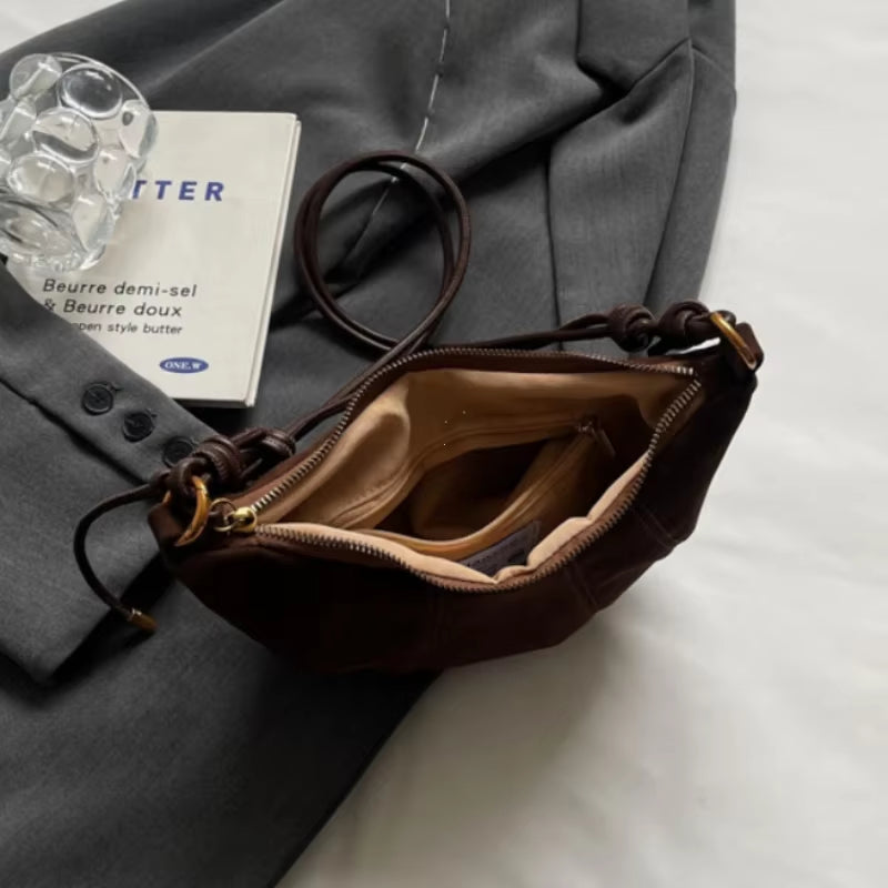 High-Quality Velvet Zipper Shoulder Bag - Solid Color Simple Fashionable Crossbody Handbag in Soft Western Style