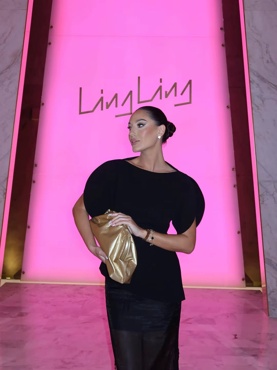 Black Asymmetrical Puff Sleeve T-Shirt for Women - Chic Zipper Top for Spring and Autumn 2026