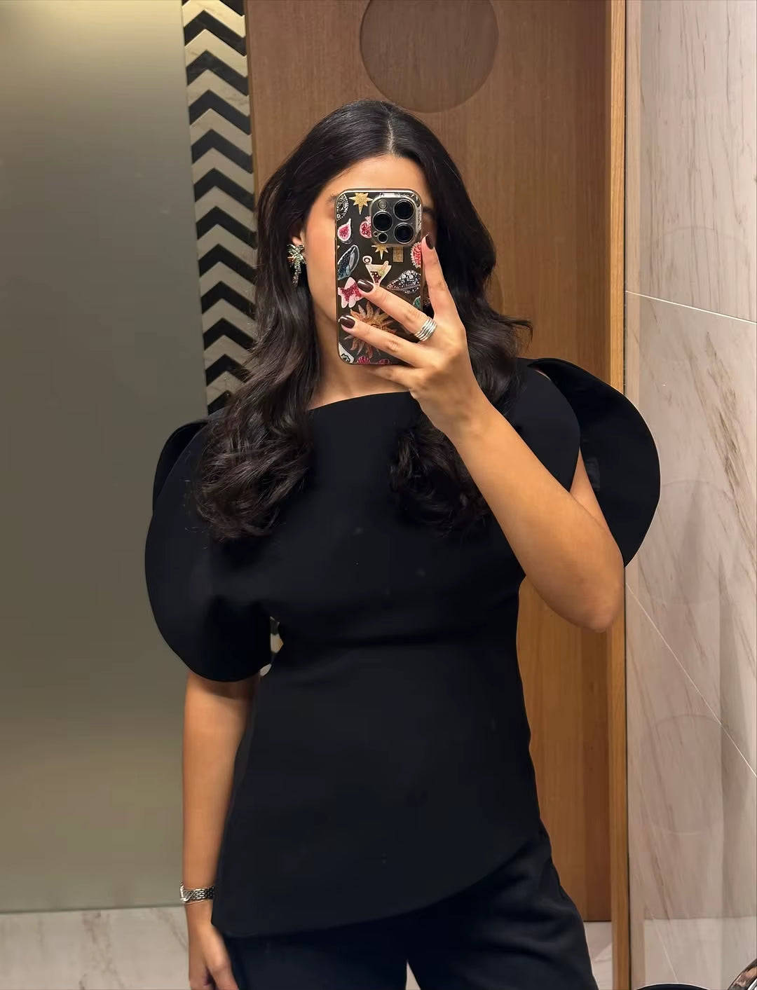 Black Asymmetrical Puff Sleeve T-Shirt for Women - Chic Zipper Top for Spring and Autumn 2026