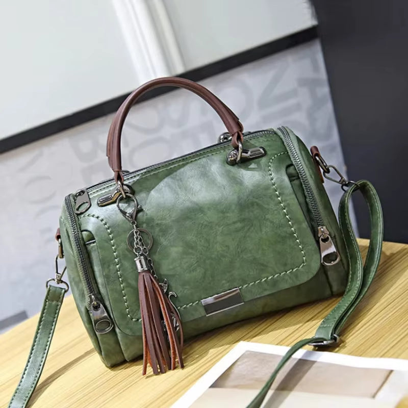 Large Capacity Women's Shoulder Bag with Tassel Decor and Removable Strap - Fashionable Zipper Crossbody Boston Handbag