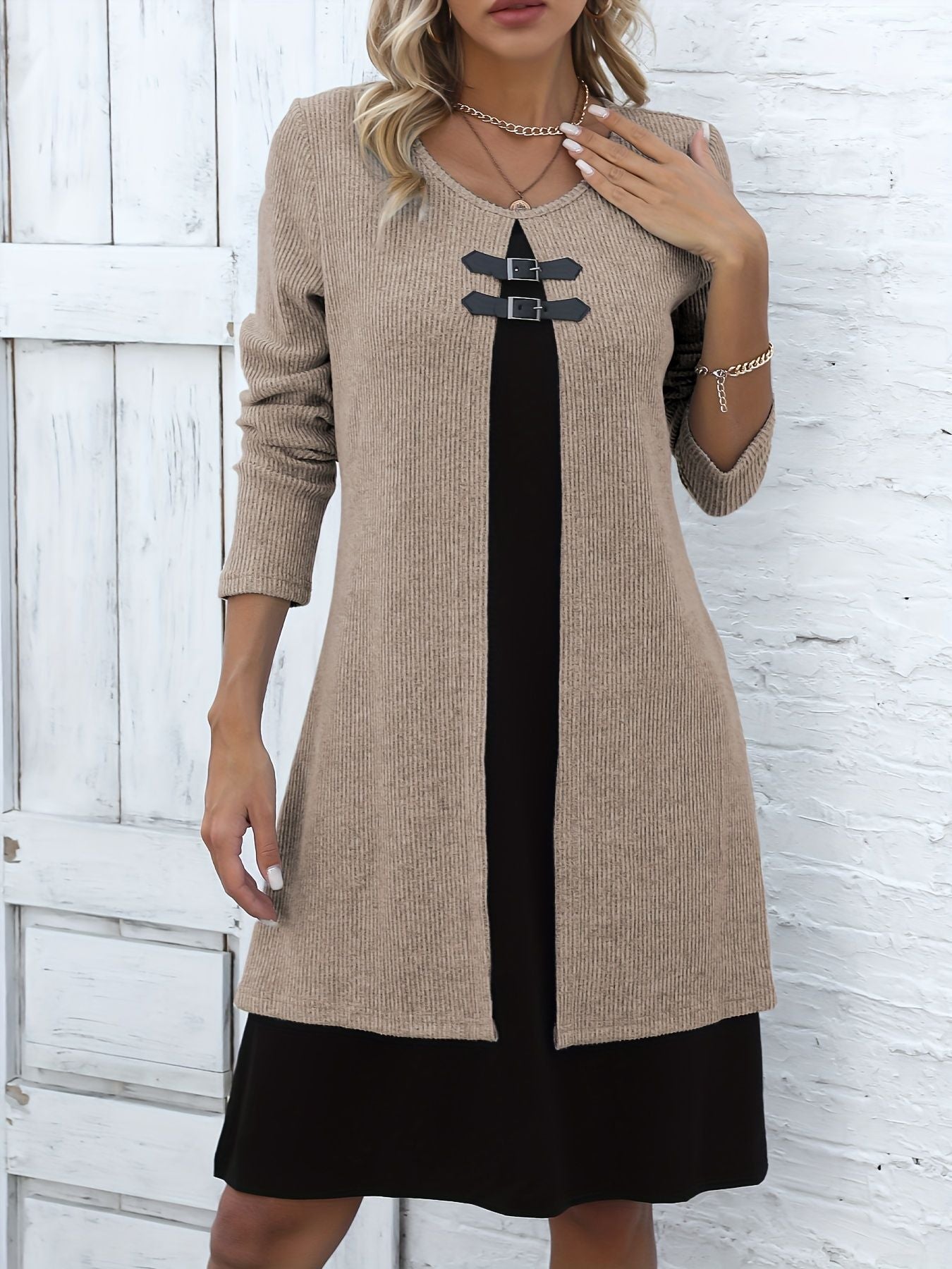 Contrast-Color A-Line Sweater Dress with Buckle Detail, Round Neck, Long Sleeves - Women's Fall/Winter Fashion